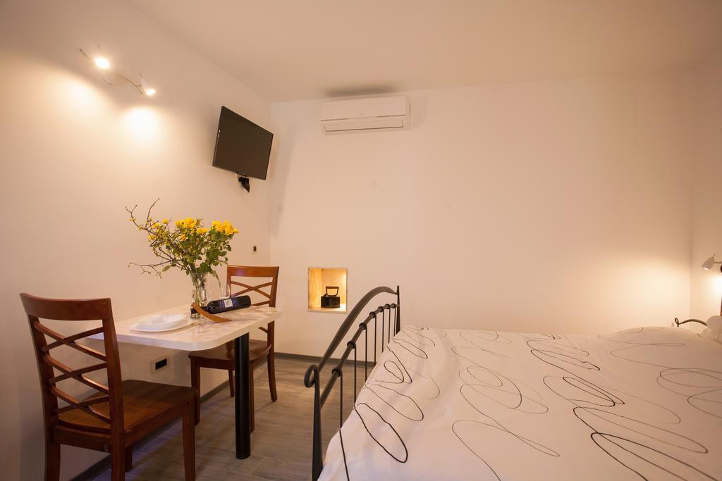 Appartement & Kartolina Split